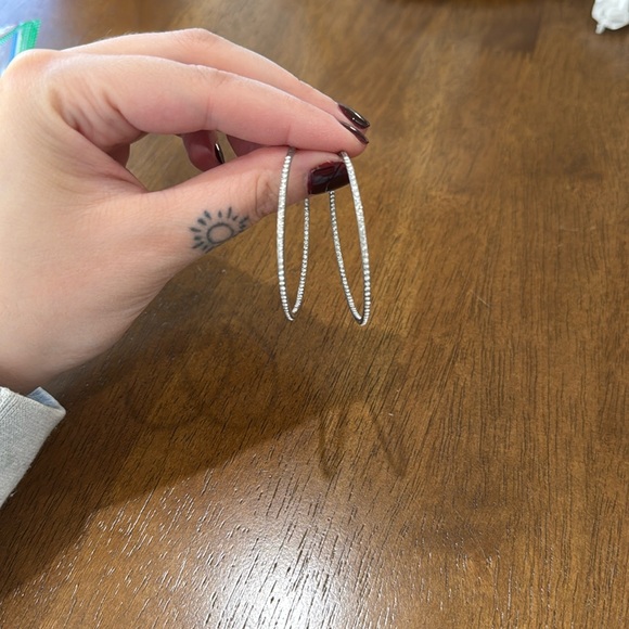 Hoop earrings - Picture 1 of 3